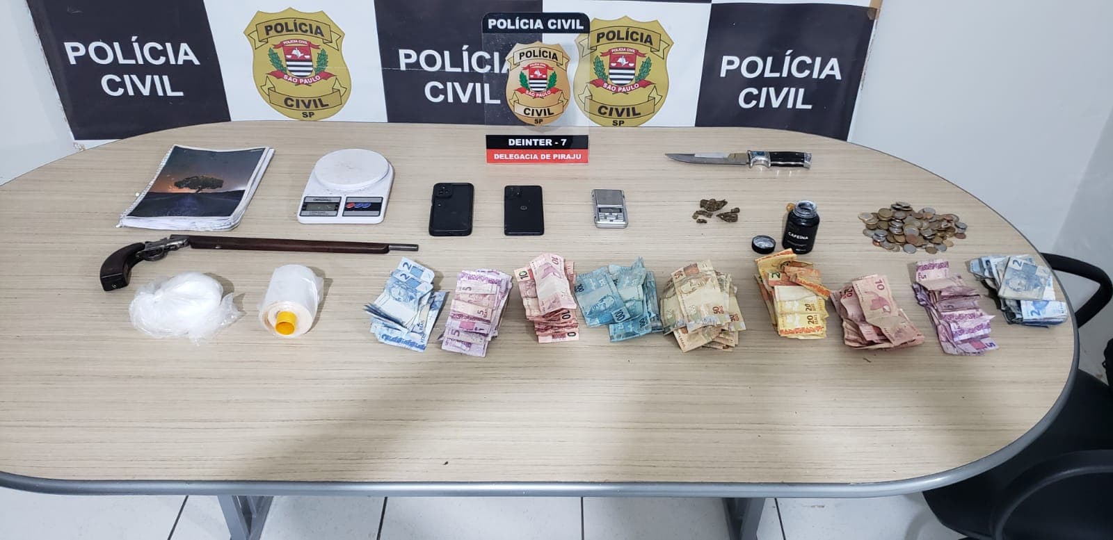 Operação Ruptura prende suspeito e apreende drogas, dinheiro e arma em Manduri