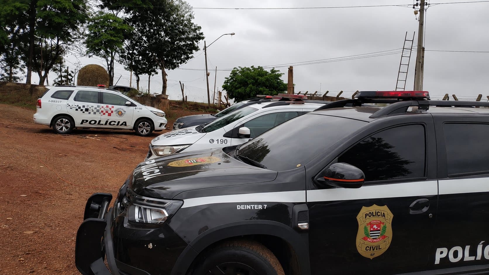 Polícia Civil realiza operação contra desmanche irregular em Taquarituba