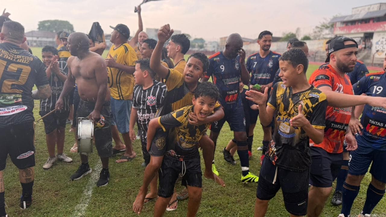 Imagem 2 da matéria V.P. Shock e Grêmio Vera Cruz são campeões do Municipal de Avaré, que distribuiu R$ 19 mil em premiações