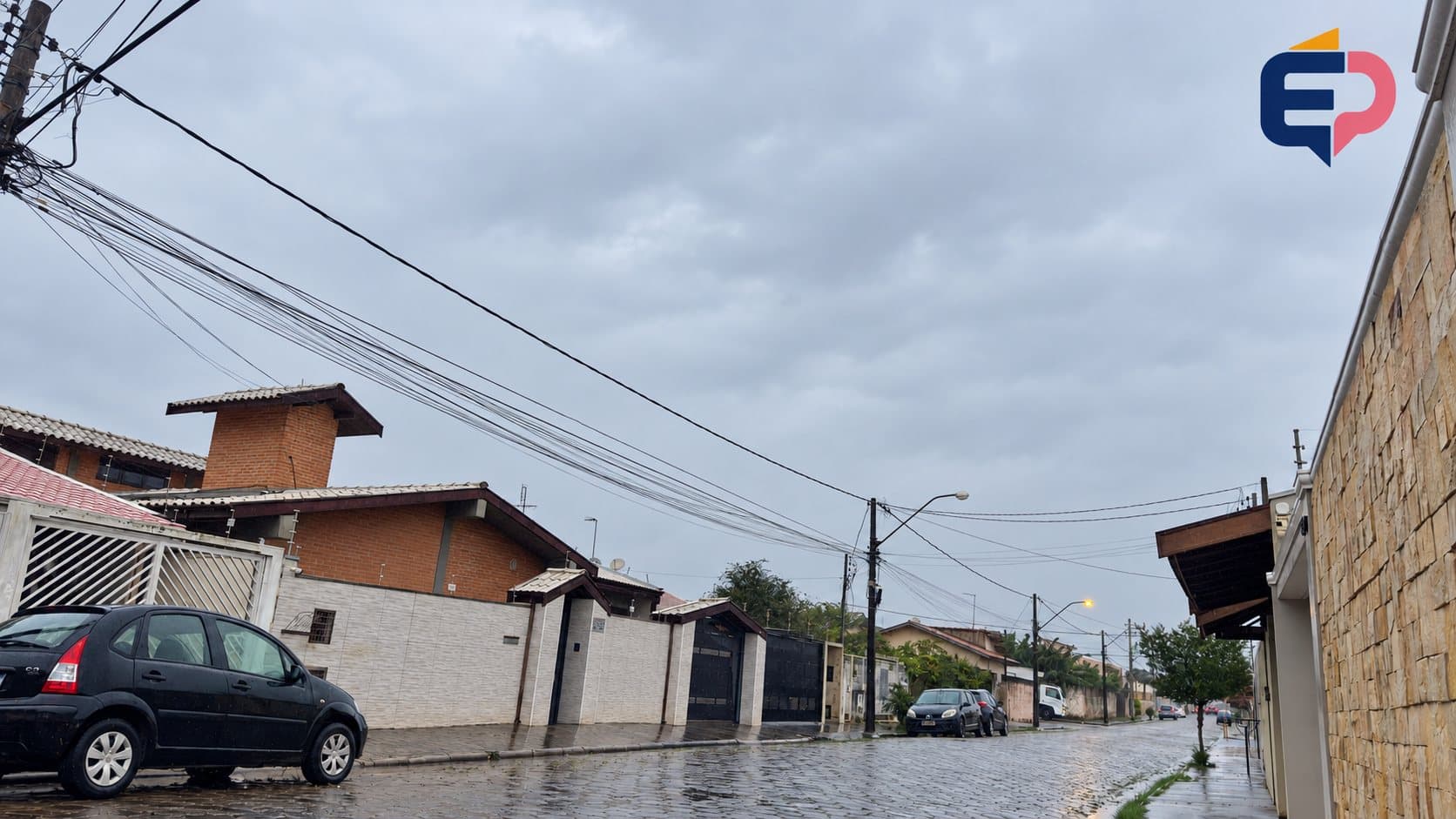 Avaré tem alerta de chuva forte, raios e granizo neste domingo