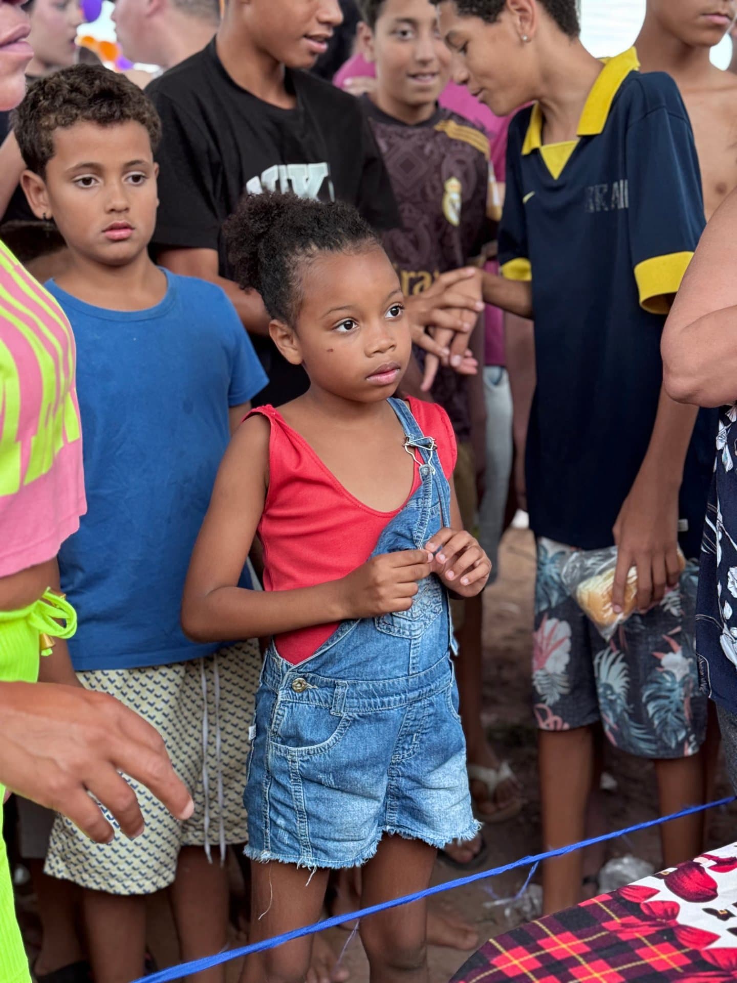 Imagem 6 da matéria Quando a dor vira amor: Fátima Gomes inicia mês de festas nas comunidades