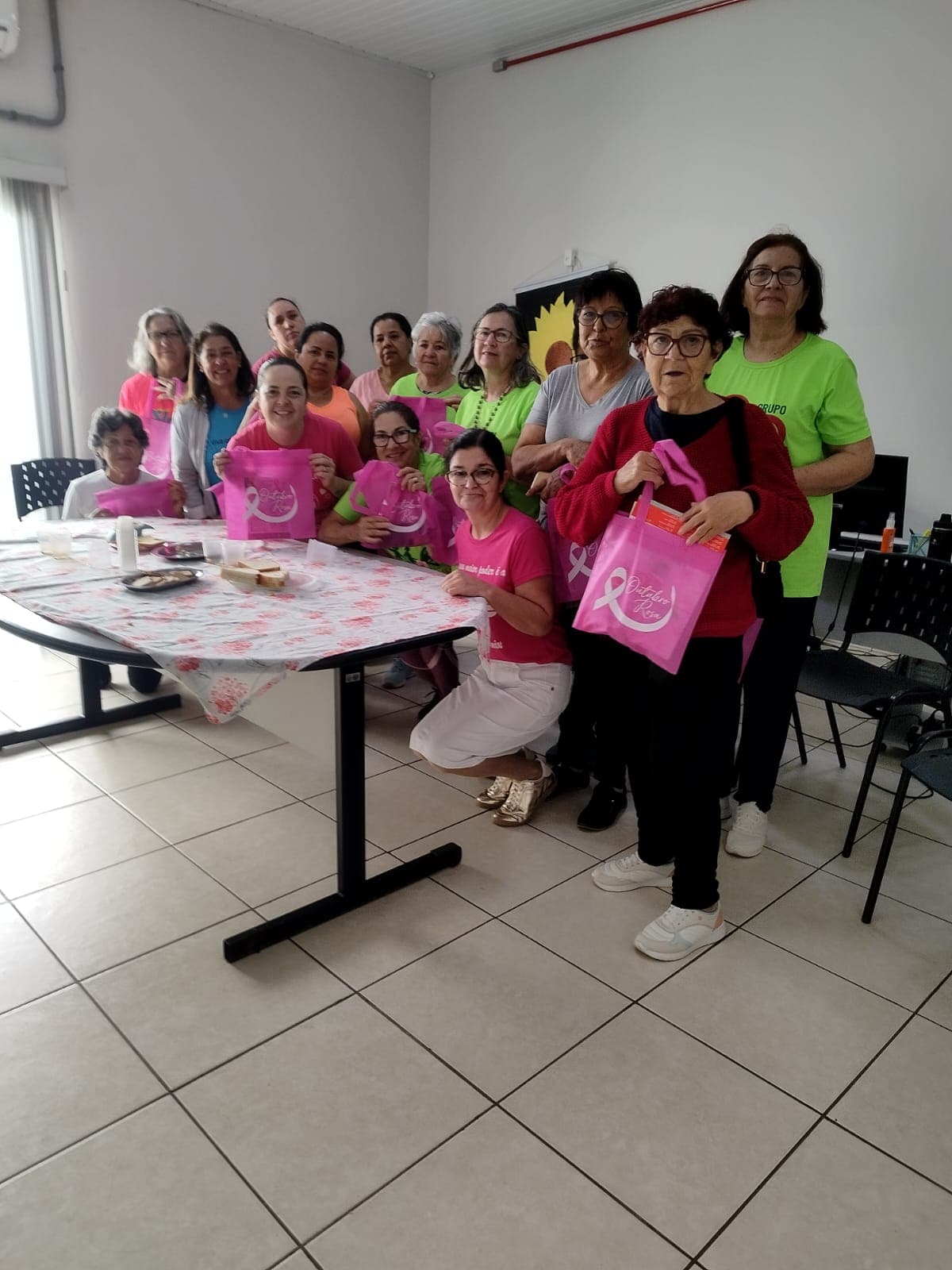 Imagem 1 da matéria Outubro Rosa em Fartura tem mutirão e ações de prevenção nas unidades de saúde